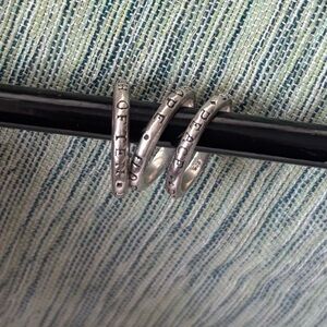 Hope, Peace, Laugh of ten silver triplet rings